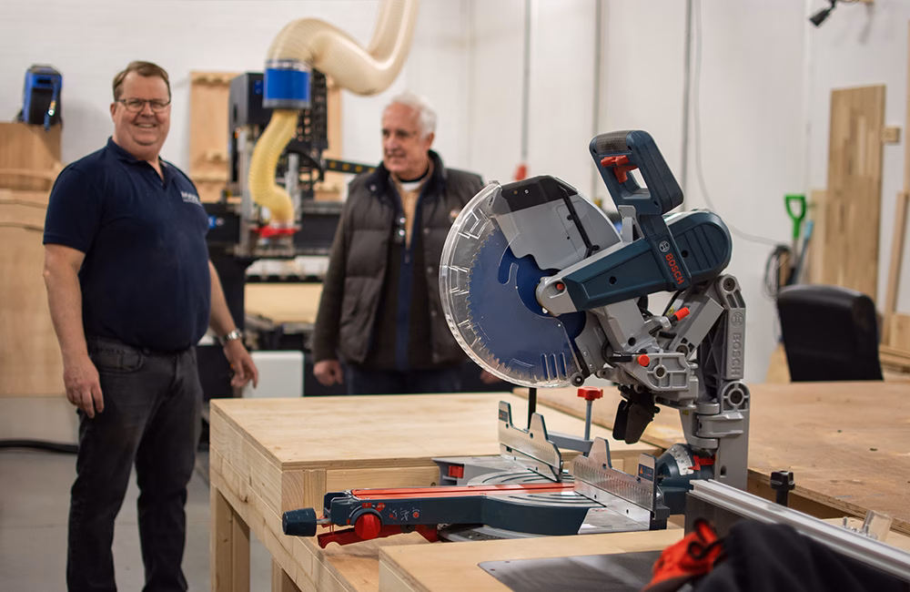 max-met-klant-en-machine